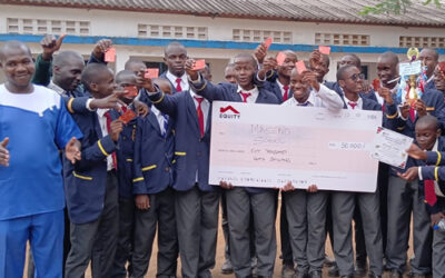 Students Win Cash Award